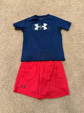 Under Armour Boys shirt and short set